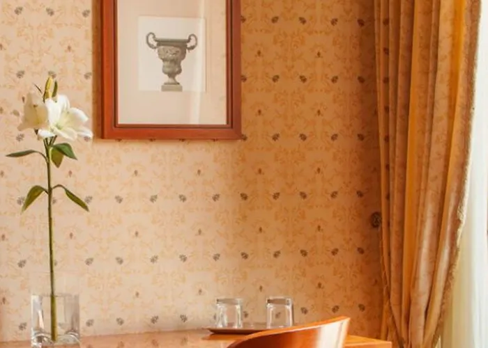 Palazzo Nainer Hotel Roma