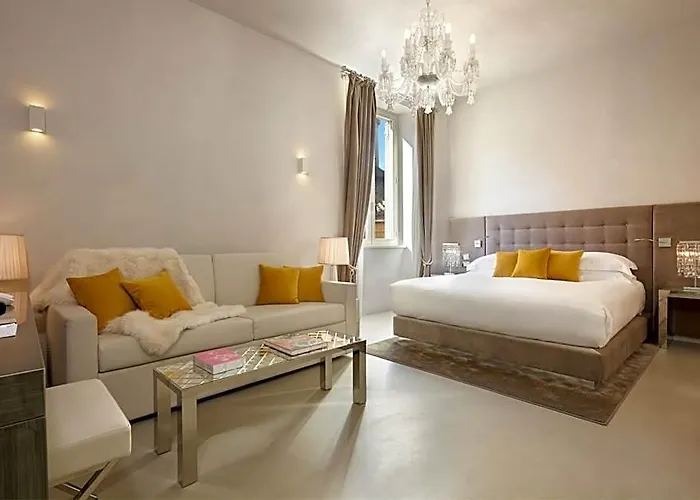 Palazzo Nainer Hotel 4*